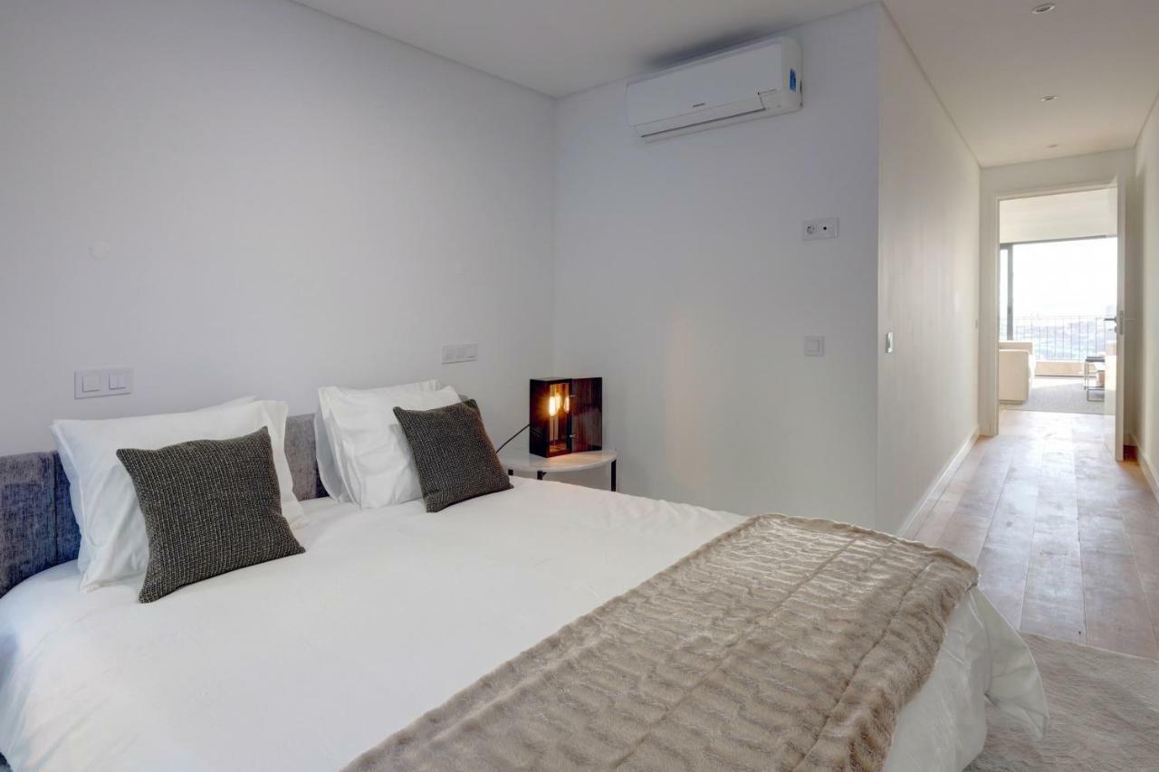 Luxury Graca Apartment The Most Amazing View Of Lisbon Luaran gambar
